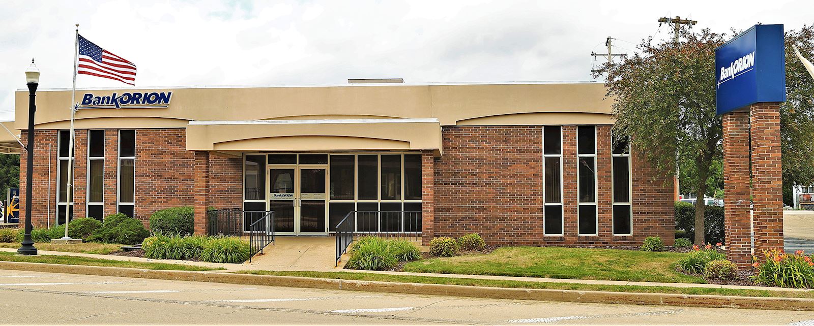 Exterior of BankORION's Annawan branch