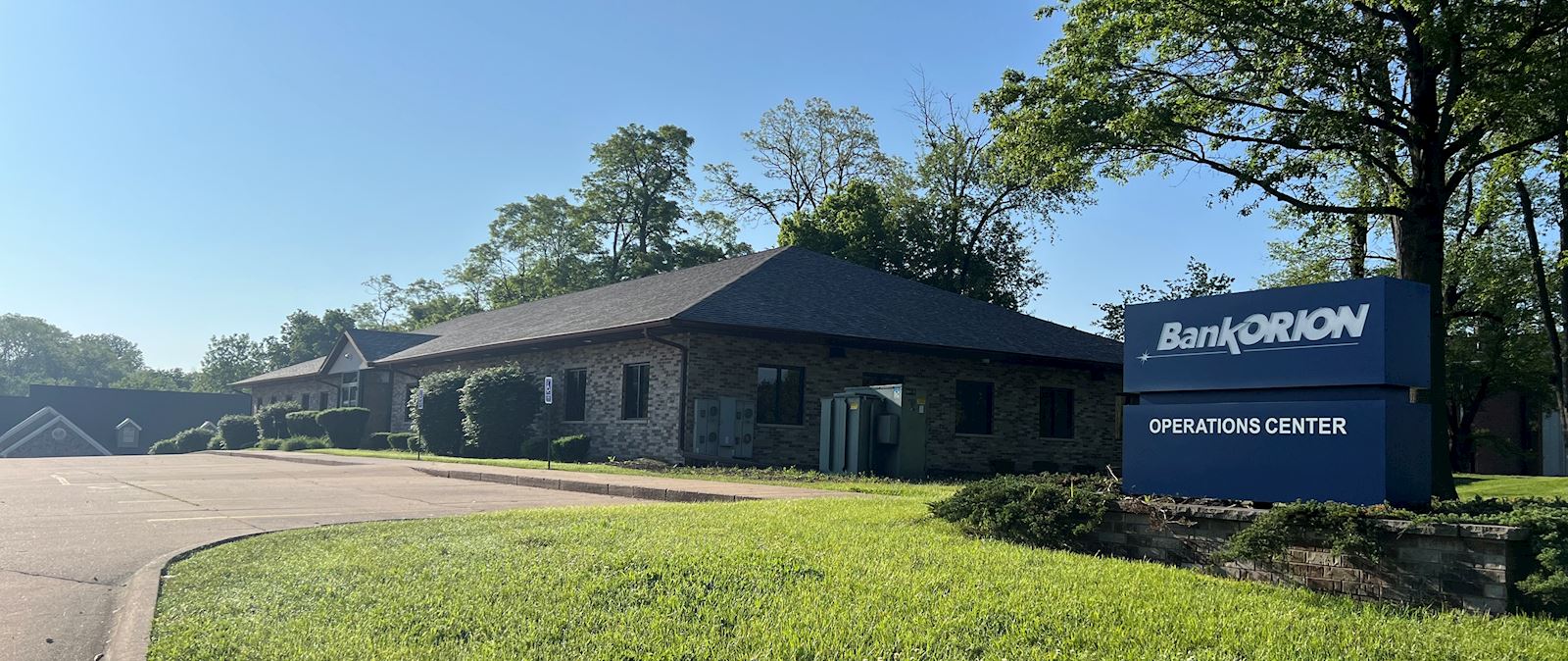 Exterior of BankORION's East Moline Operations Center